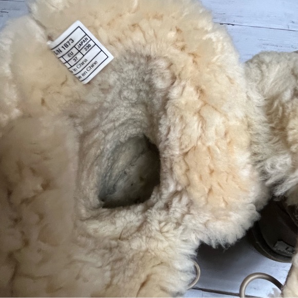 UGG Triplet Bailey Boot Size US 6 Pre-owned - Picture 13 of 14